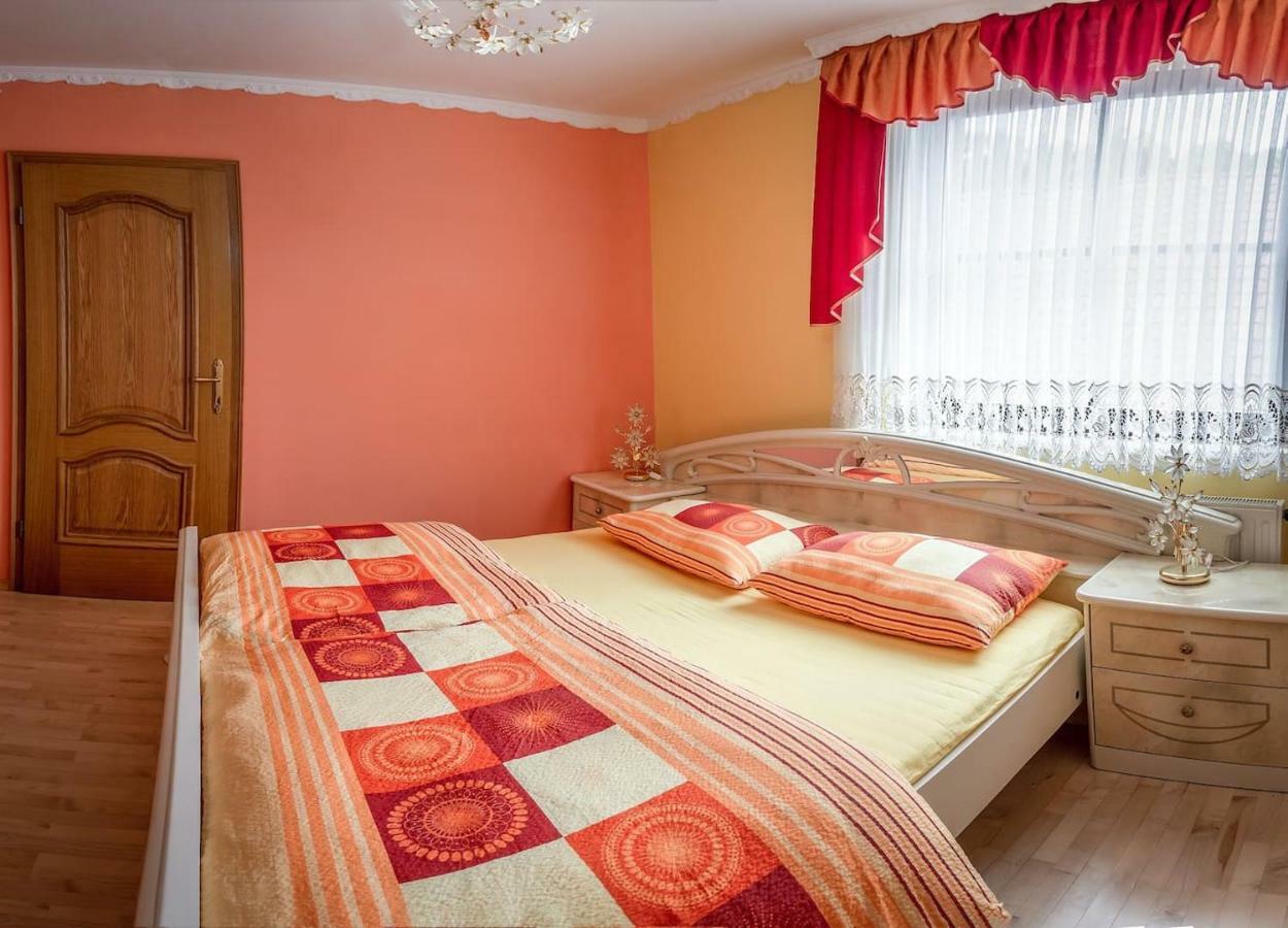 Apartma Ajda Komenda Ngoại thất bức ảnh